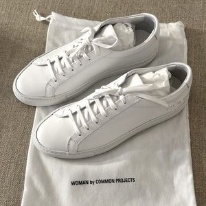 Brand new, unworn, women’s white original Achilles Common Project sneakers